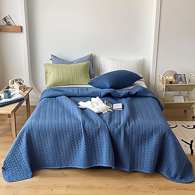 Category Comforters image
